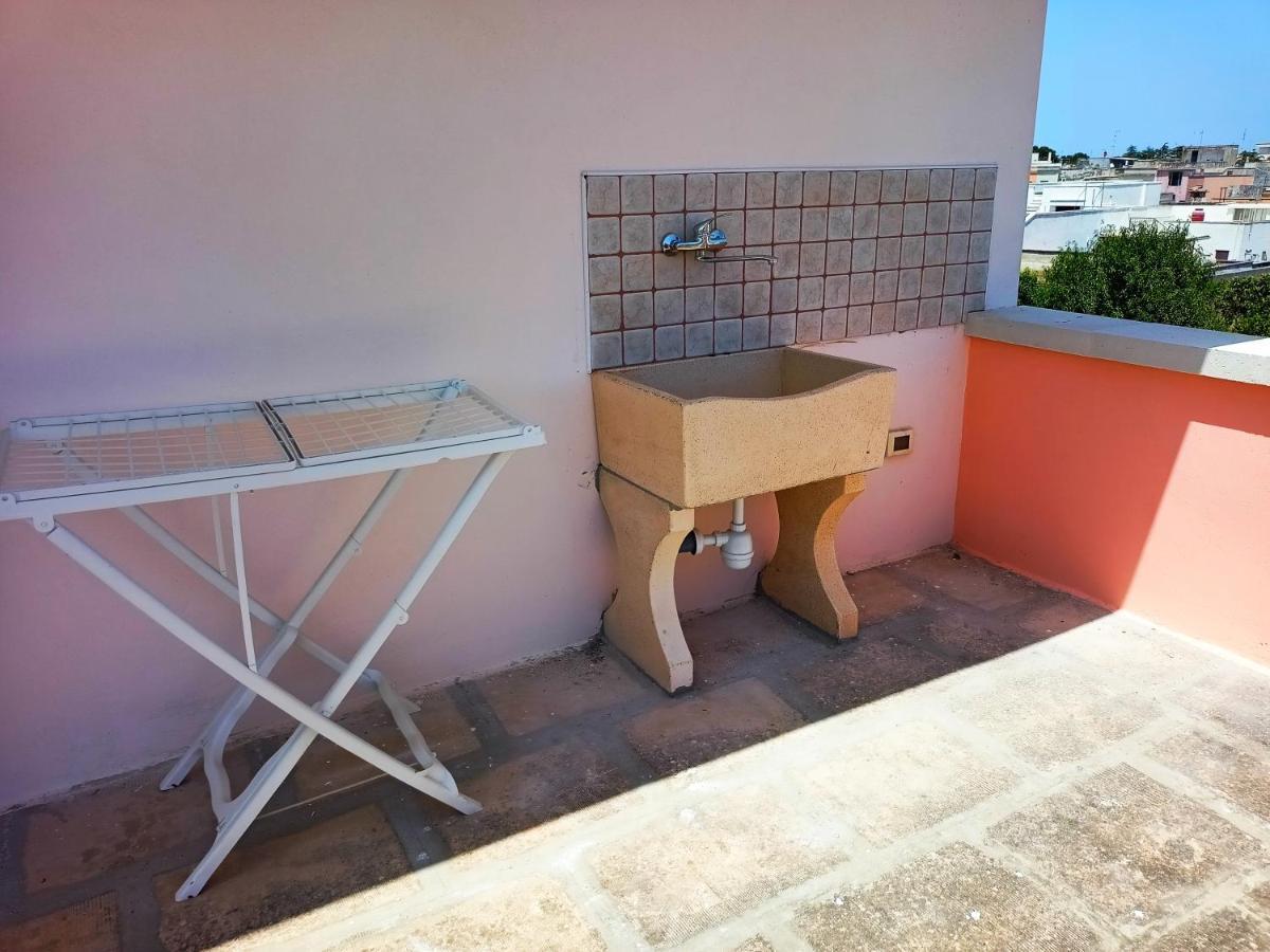 La Terrazza Di Fabrizio 5 Minuti Dal Mare Villa Andrano Exterior photo